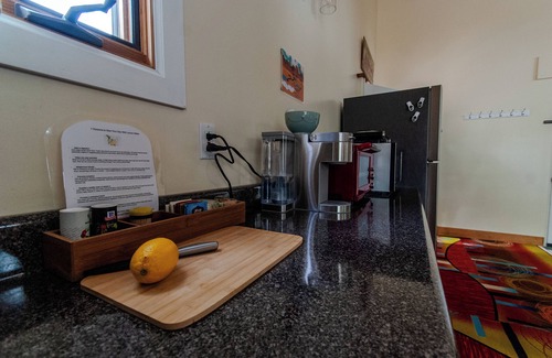 Los Ranchos de Albuquerque Apartment | Roadrunner RV Studio @ SantuaRio Grande - Fun & Spacious Studio+Kitchenette