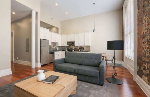 Central Business District Hotel | Roami at Factors Row | Near Superdome | 1BR #03
