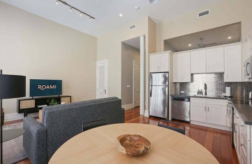 Central Business District Hotel | Roami at Factors Row | Near Superdome | 1BR #03