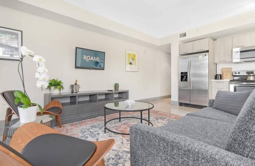 Brickell House | Roami at Habitat Brickell | Pool + Gym | 2 Bedroom