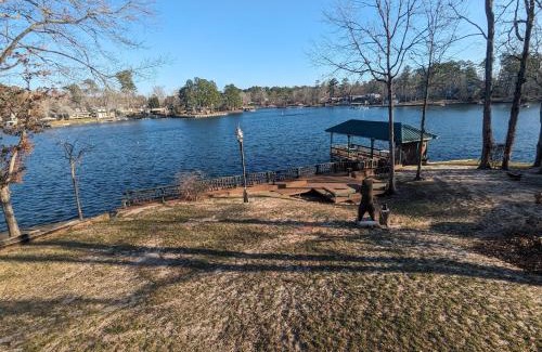 South Toledo Bend House | Robbins Nest