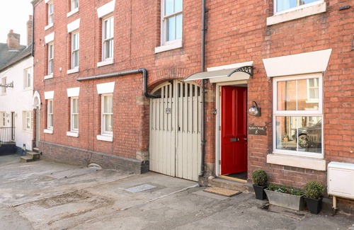 Ashbourne Cottage | ROBIN'S NOOK, pet friendly, character holiday cottage in Ashbourne