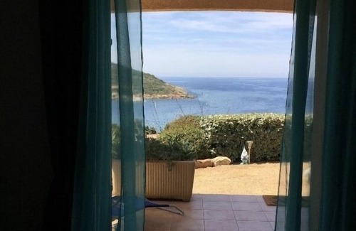 Galeria Apartment | Roc A Mare Galeria sea view apartment, quiet, air conditioning, wifi, beach 200m away