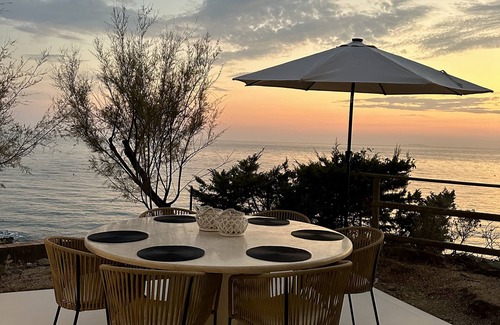 Rosignano Marittimo Villa | Roc Villa 1111 | Exclusive villa with 2 private beaches and large sea-view park