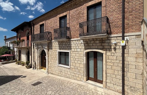 Rocca San Felice Apartment | Rocchesi Apartments - Two-room apartment with small balconies, ideal for couples and families