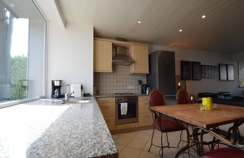 Rochehaut House | Rochehaut Hideaway with Tub