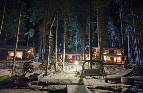 Kangasniemi Villa | Rock and Lake