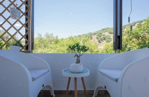 Tripitos Cottage | Rock and Sea View House