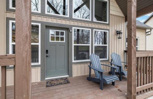 Indian Point House | Rock and Timber Lodge