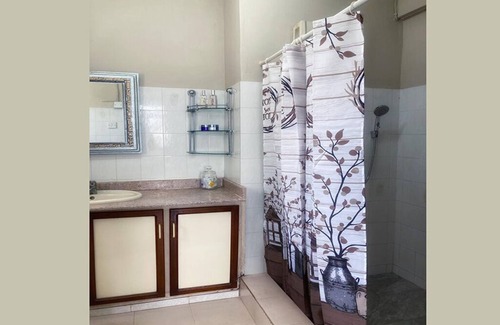 Port Louis Bed & Breakfast | Rock Garden Villa- BnB pour des vacances en famille ou en groupe ou en couple
