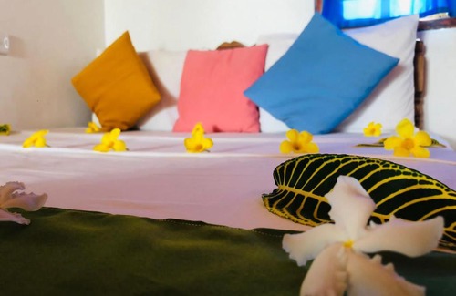 Tangalle House | Rock Paradise Beach Hotel & Restaurent