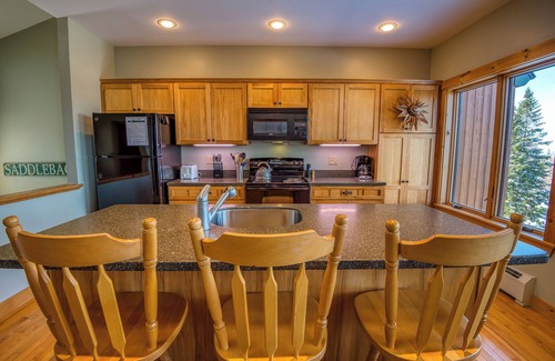 Rangeley Condo | Rock Pond Condo 75 | Beautiful end unit at Saddleback