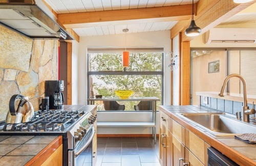 Panorama Heights Villa | Rockbound Oasis Retreat - Family friendly and stunning hot tub views in Joshua Tree