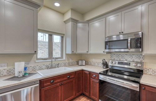 Rockerville Condo | Rockerville Gold Town Lodging #7-Badlands Retreat Near Mt. Rushmore - This two-bedroom condo is your perfect home base for adventure and relaxation. Just minutes from Mount Rushmore, Crazy Horse Memorial, Custer State Park, Sturgis, and the Badlands.