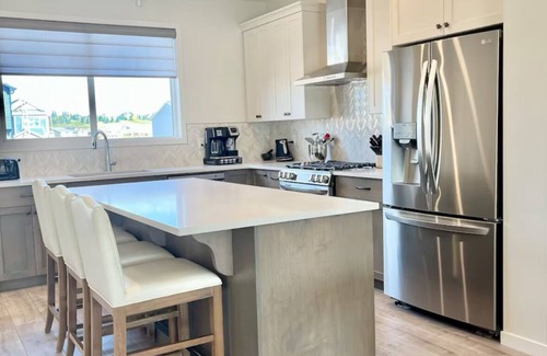 Keith House | Rockland Park Home: 3 BR, Easy Access to Banff