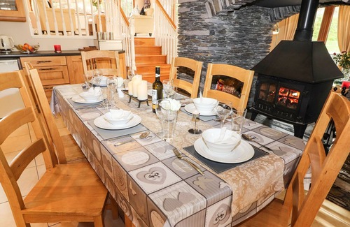 Beaufort Cottage | ROCKLANDS HOUSE, pet friendly in Beaufort, County Kerry
