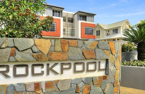 Bargara Apartment | “Rockpool No 4” – Beachfront unit