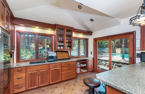 Hacienda House | Rocktop Lodge ~ Riverfront Lodge with private pool, hot tub & great views
