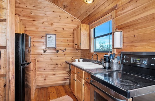 Fredericksburg Cabin | Rockview Cabin 5 | Spectacular Views of Enchanted Rock!