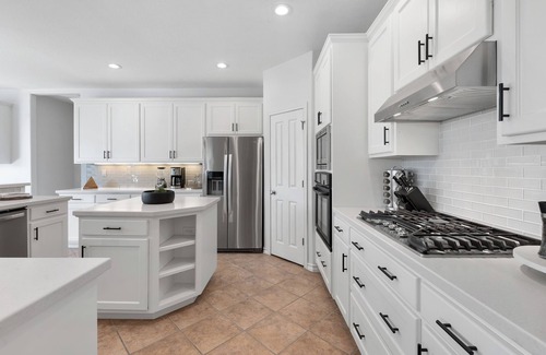 Austin House | Rockway Villa: Pool & Spa/Golf Green/Firepit/Sleeps 20
