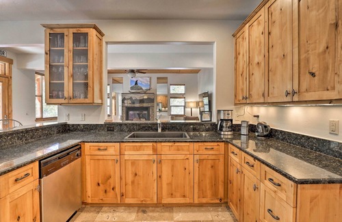 Leadville House | 'Rocky Bear Lodge' on 2 Acres Near Turquoise Lake