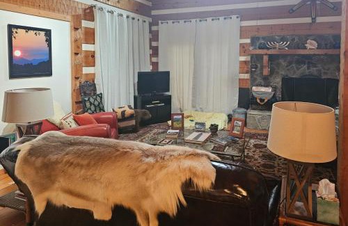 Highlands House | Rocky Knob Getaway