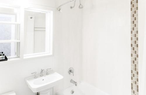 Queens Square Hotel | Rodd Charlottetown
