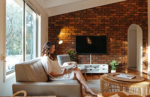 Moffat Beach House | Roderick Beach House Pet Friendly