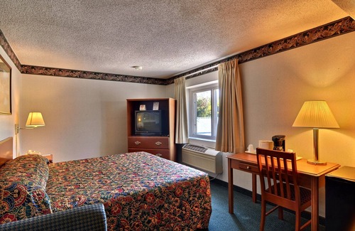 Bedford Hotel | Rodeway Inn Bedford