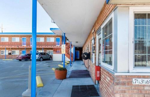 Elko Hotel | Rodeway Inn Elko Downtown Area