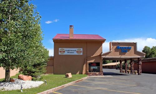 Gunnison Hotel | Rodeway Inn Gunnison - Crested Butte