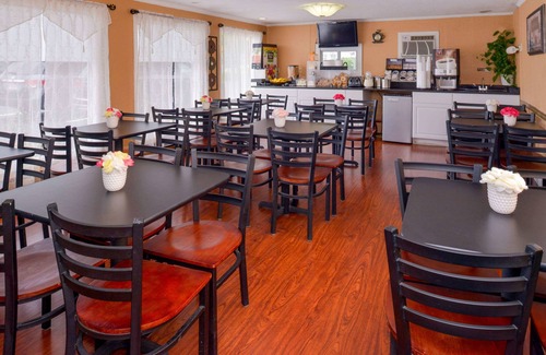 Orleans Hotel | Rodeway Inn Orleans - Cape Cod