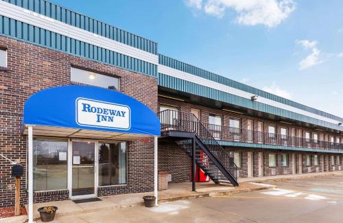 Sergeant Bluff Hotel | Rodeway Inn Sergeant Bluff - Sioux City