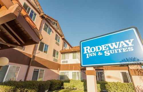 Hayward Hotel | Rodeway Inn & Suites