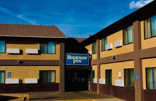Winslow Hotel | Rodeway Inn Winslow I-40