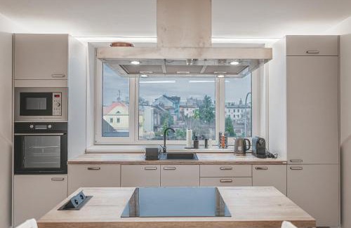 Hradec Kralove Apartment | Rodinný apartmán se zahradou a vířivkou