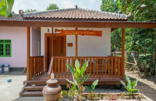 Borobudur Hotel | Roemah Beong Syariah at Desa Wisata Kembanglimus Mitra RedDoorz