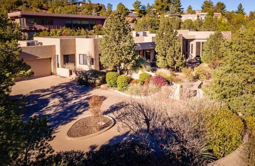 Sedona House | Rolling Sedona Paradise 4 Bdrm, 4.5 BA, Pool