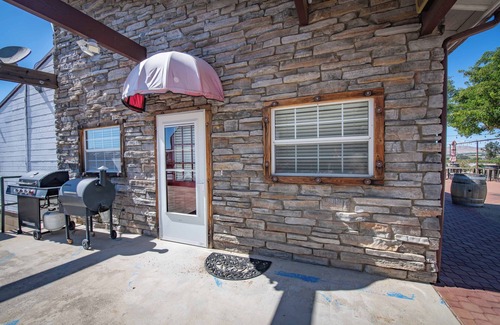 Paso Robles House | Romantic 1BR suite at Winery w/Views!