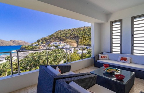 Flamands Villa | Romantic 2 BDRM Modern Villa w Pool and BBQ