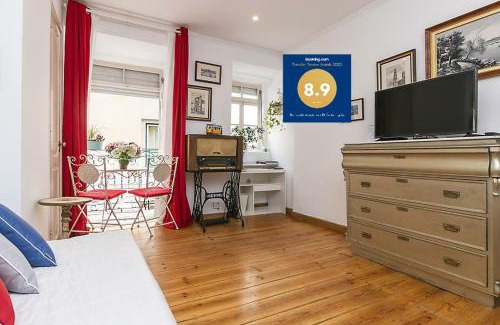 Sao Sebastiao da Pedreira Apartment | Romantic Apartment El Corte Inglês