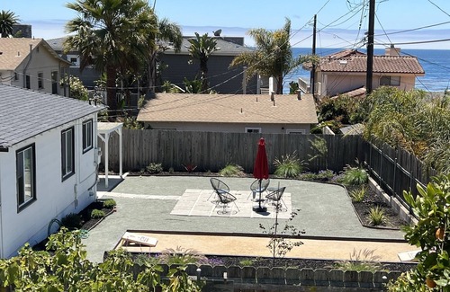 Shell Beach Cottage | Romantic Beach Oasis - 2 mins from the ocean