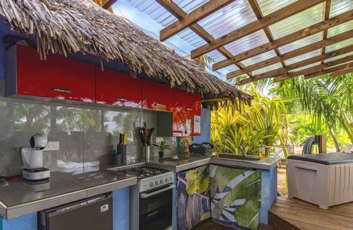 Moorea-Maiao House | Romantic Beachfront Escape with Modern Comforts