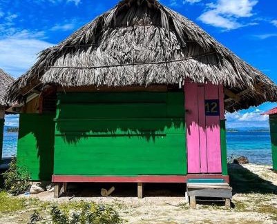 Obarrio Apartment | Romantic Cabin on Diablo Island San Blas
