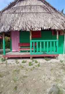Obarrio Apartment | Romantic Cabin on Diablo Island San Blas
