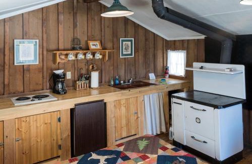 Clark House | Romantic Cabin Rental with Stunning Hahns Peak Mountain Views