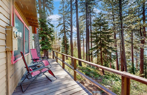 South Lake Tahoe Cabin | Romantic Cabin Escape on Fallen Leaf Lake Dog Fiendly
