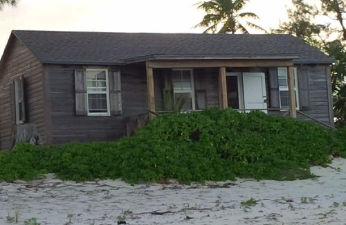 Double Bay Cottage | Romantic Cottage directly on private Double Bay Beach, Bahamas, "Senza Nome"