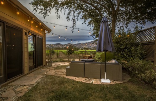 Yountville House | Romantic cottage with gorgeous Vineyard and Mountain Views.