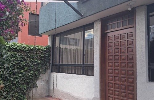 La Paz Apartment | Romantic, Cozy, Fashionable Apt in Quito, centrally located